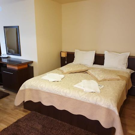 Hotel Casa Enescu Bran  Esterno foto